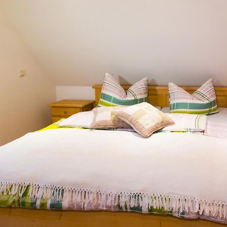 Staimicher Hoehen - Premium Appartements Kurort Steinbach-Hallenberg Pokoj fotografie