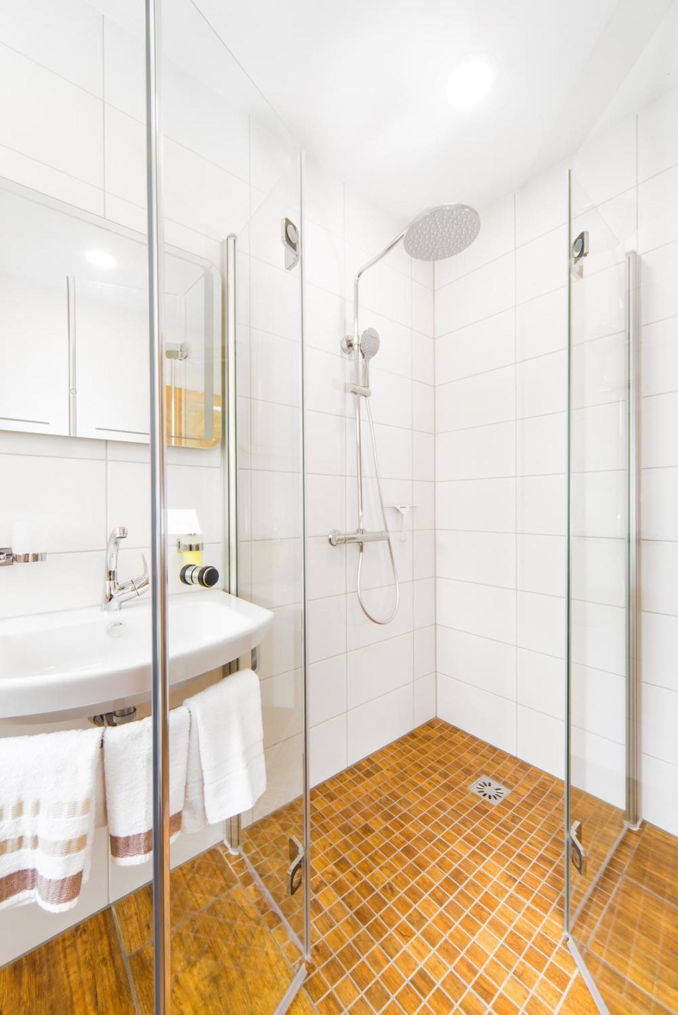 Staimicher Hoehen - Premium Appartements Kurort Steinbach-Hallenberg Pokoj fotografie
